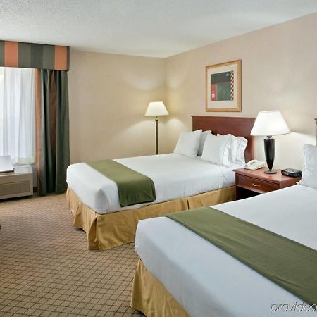 Windsor Inn & Suites Dodge City Quarto foto